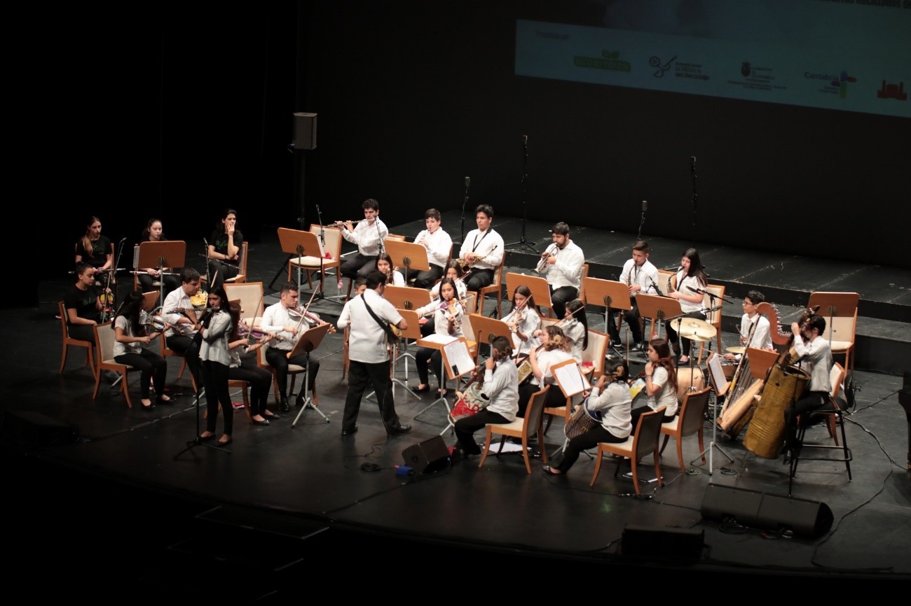 Orquesta de Instrumentos Reciclados Santander